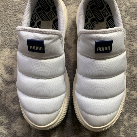 PUMA WOMENS SLIP-ON SNEAKERS - Picture 4 of 10